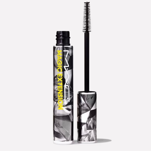 *NIB* MAC MAGIC EXTENSION 5MM FIBRE MASCARA - Picture 3 of 4
